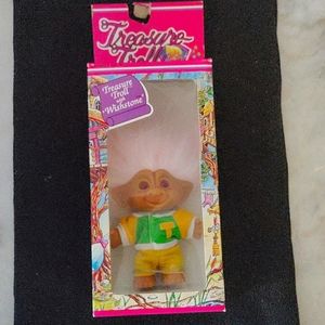 Treasure Trolls Friendly Troll Doll Belly Button Wishstone Ace Novelty 5" tall